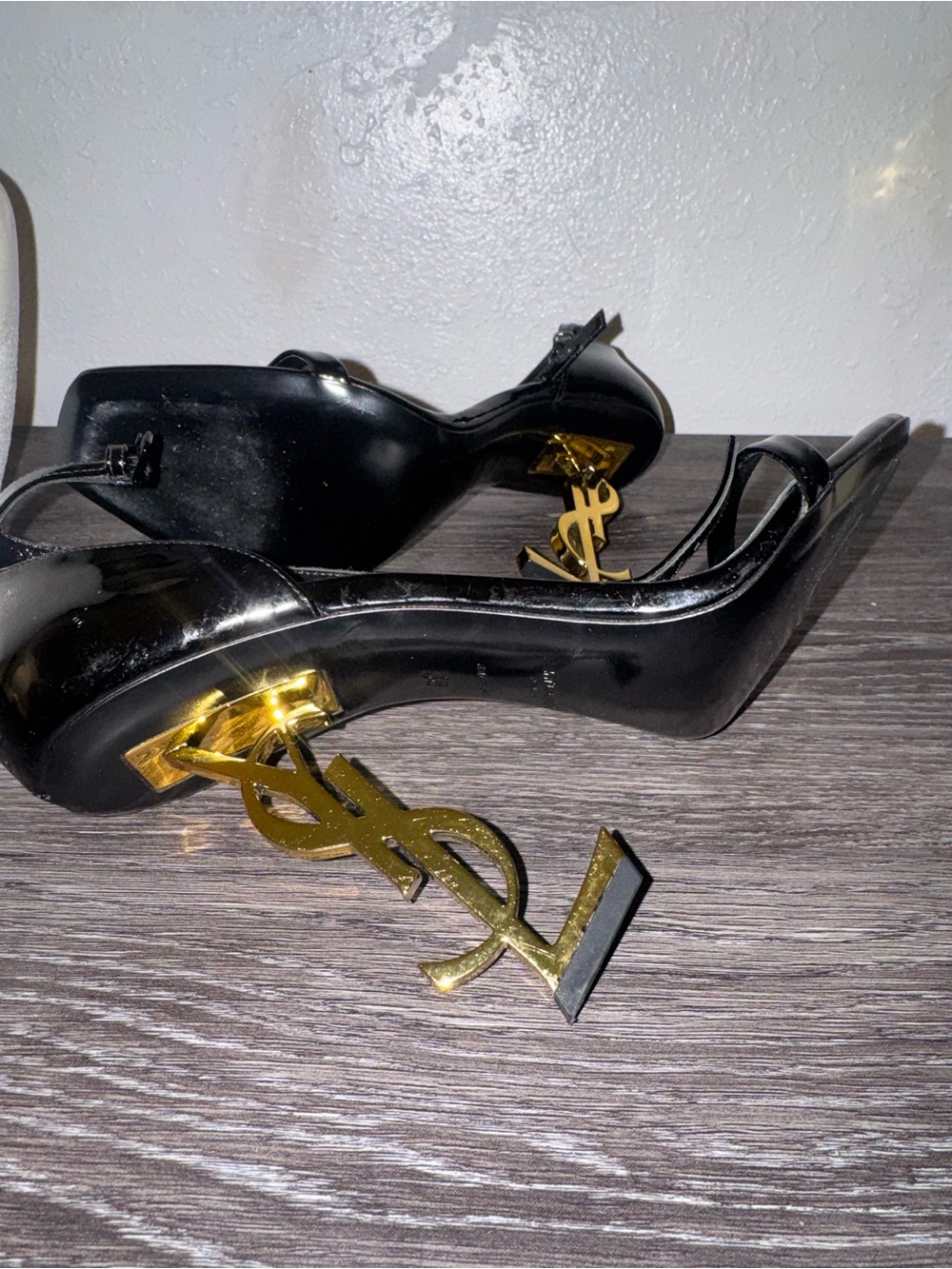 AUTHENTIC YSL Black Patent / Gold Logo Heel - Picture 8 of 10